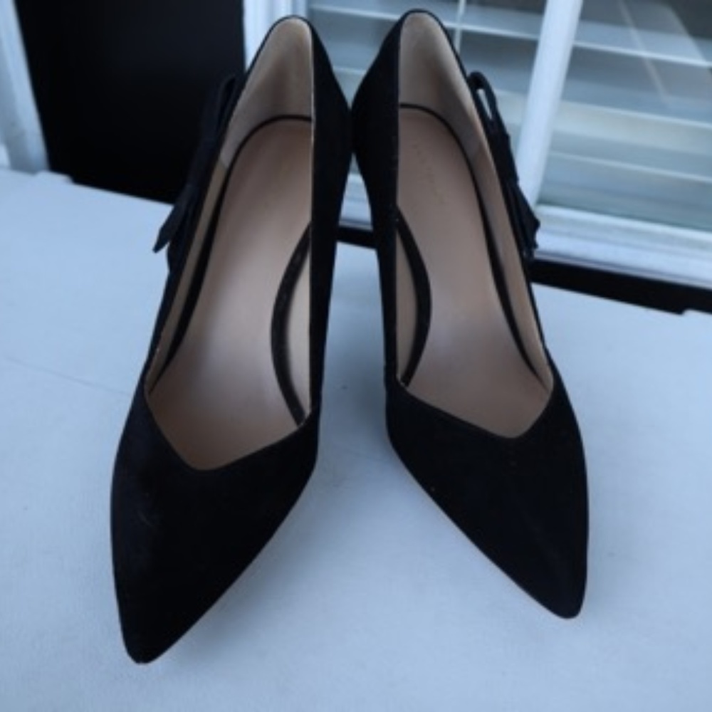 Women's Black Kayla Suede Side Bow Pumps